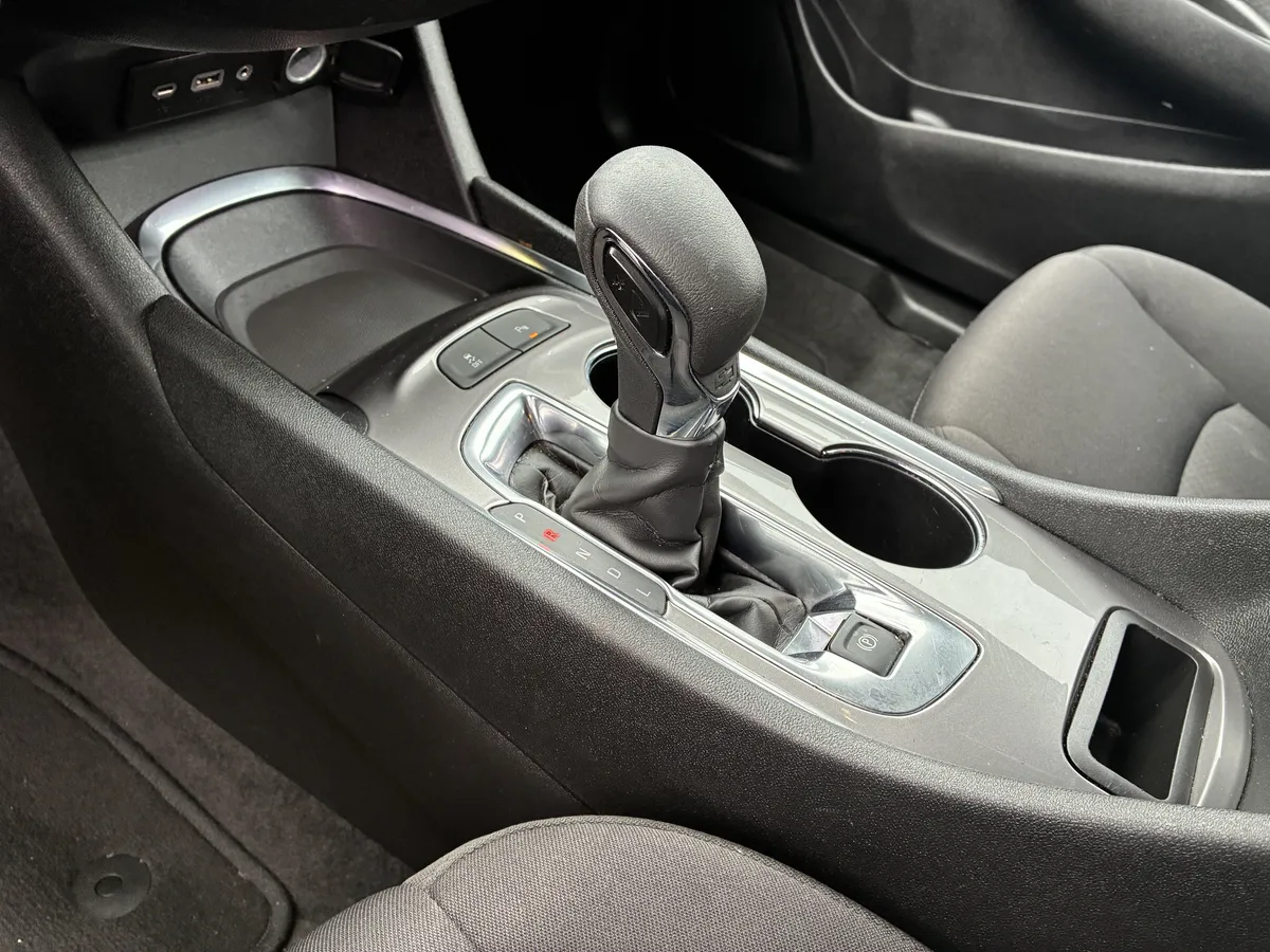 2024 Chevrolet Malibu 1LT thumbnail 32