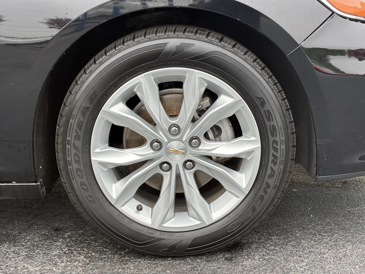 2024 Chevrolet Malibu 1LT thumbnail 5