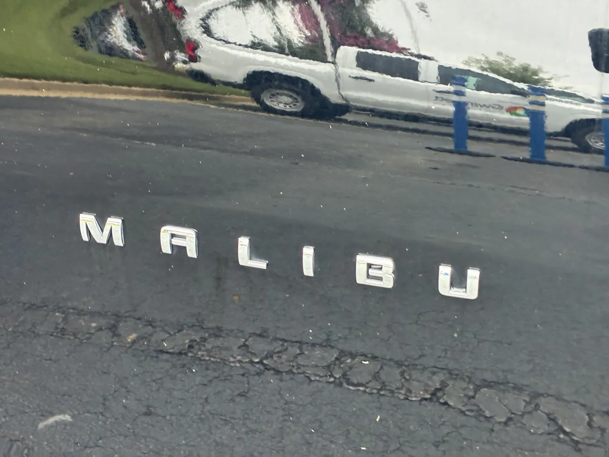 2024 Chevrolet Malibu 1LT thumbnail 6