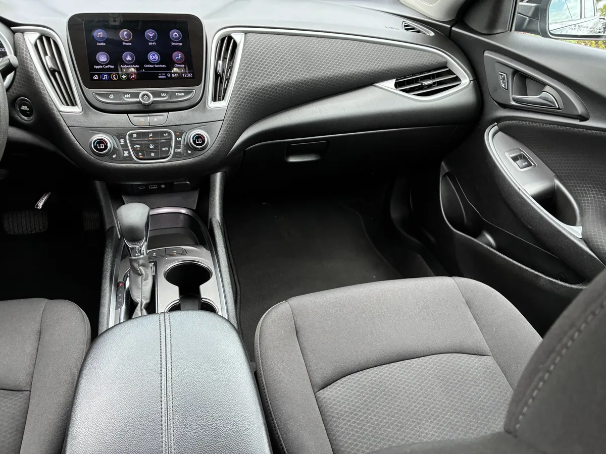 2024 Chevrolet Malibu 1LT thumbnail 18