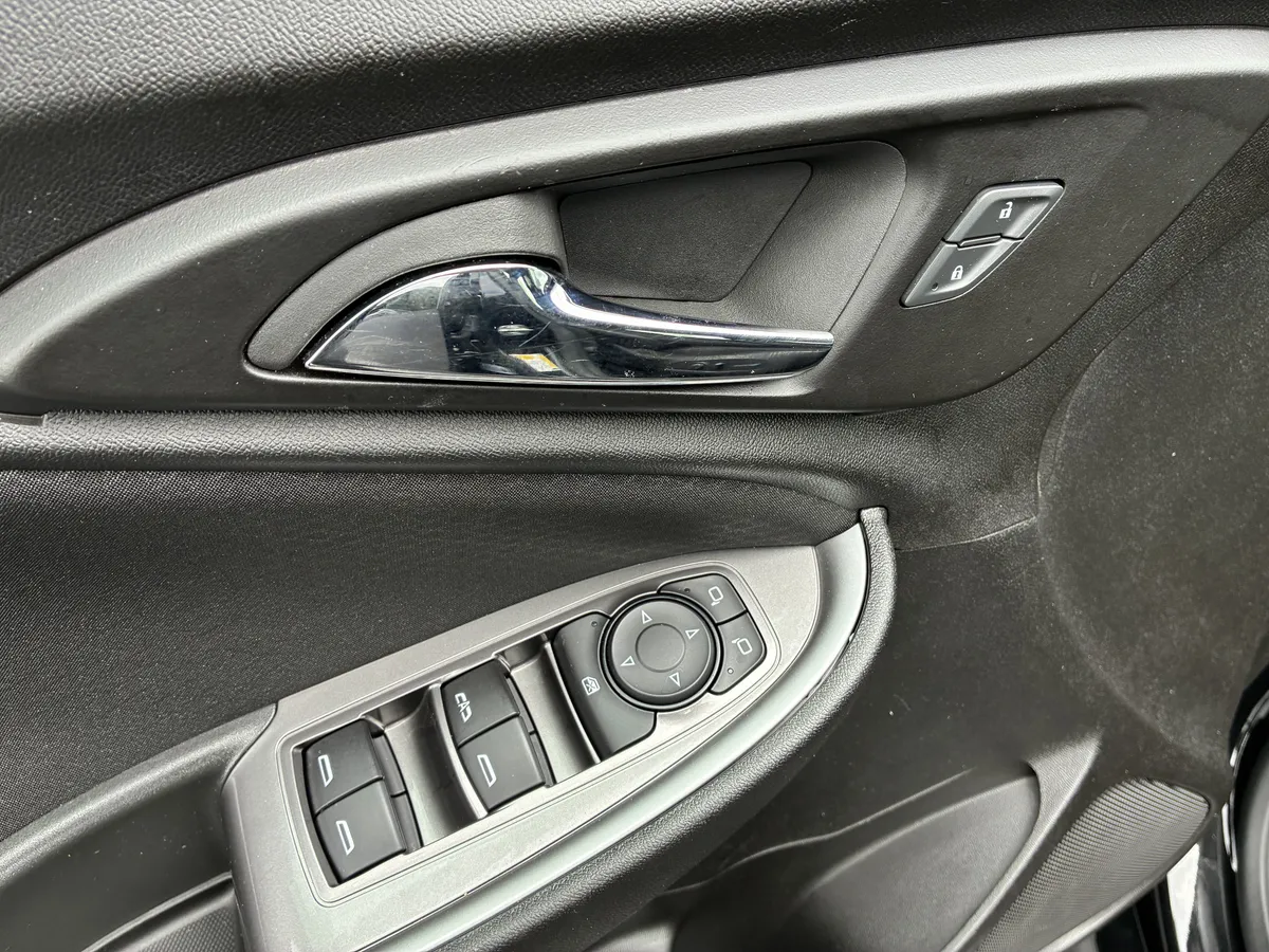 2024 Chevrolet Malibu 1LT thumbnail 23