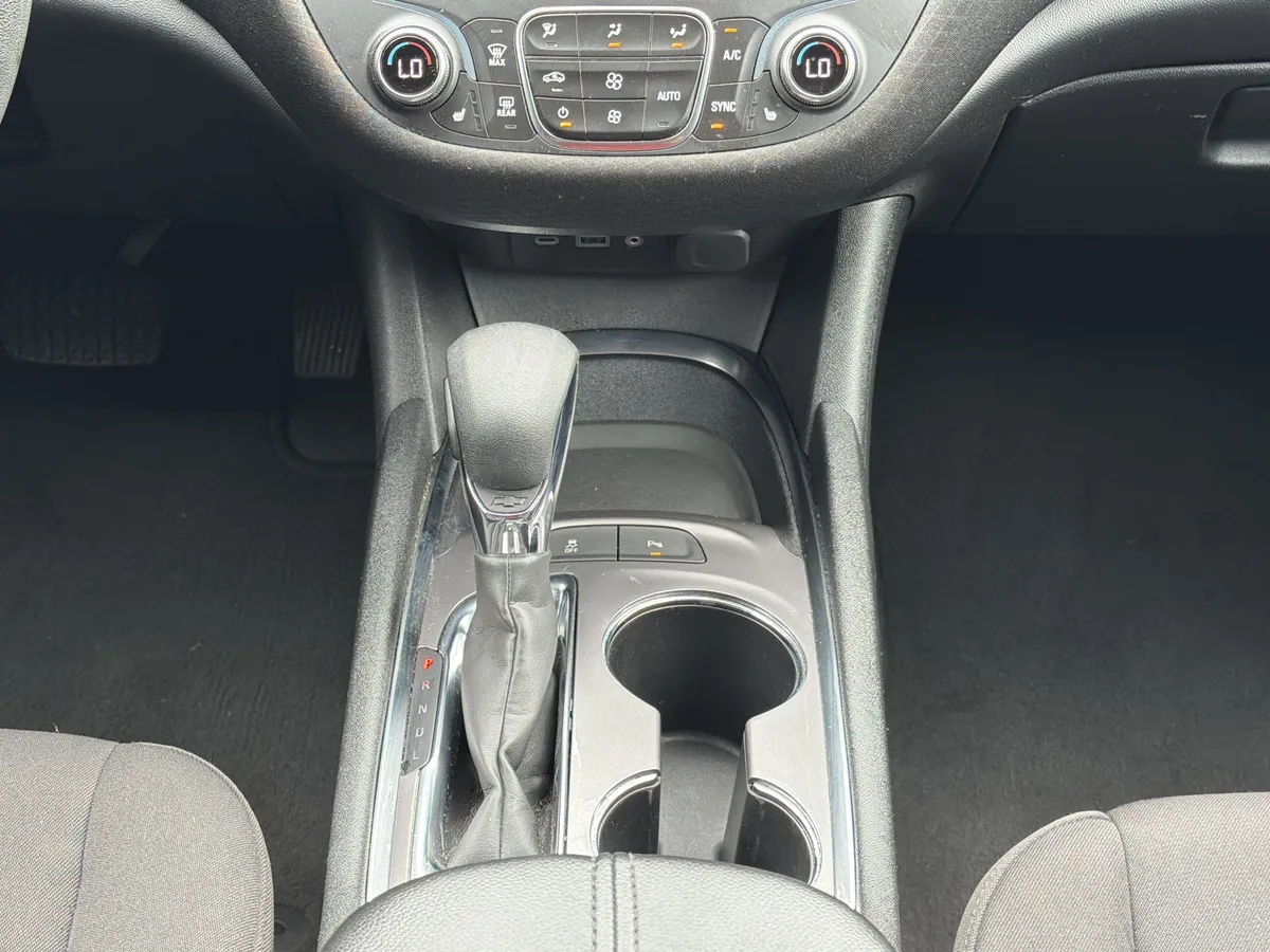 2024 Chevrolet Malibu 1LT thumbnail 5