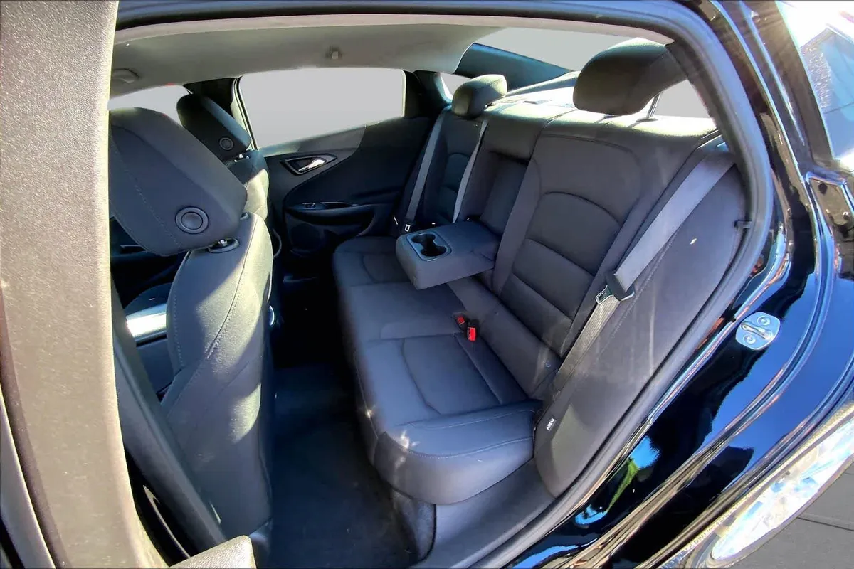 2024 Chevrolet Malibu LT thumbnail 20