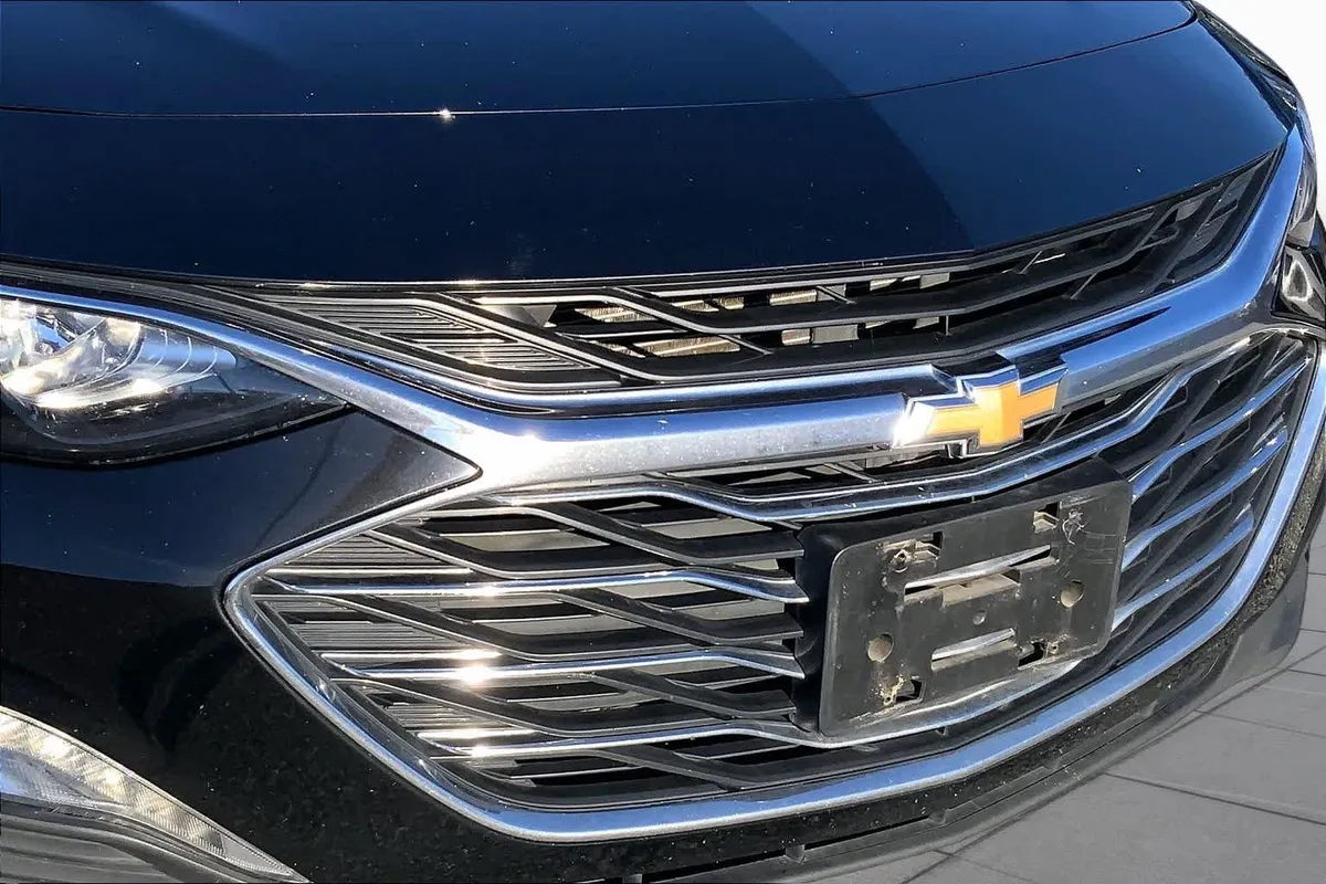 2024 Chevrolet Malibu LT thumbnail 29