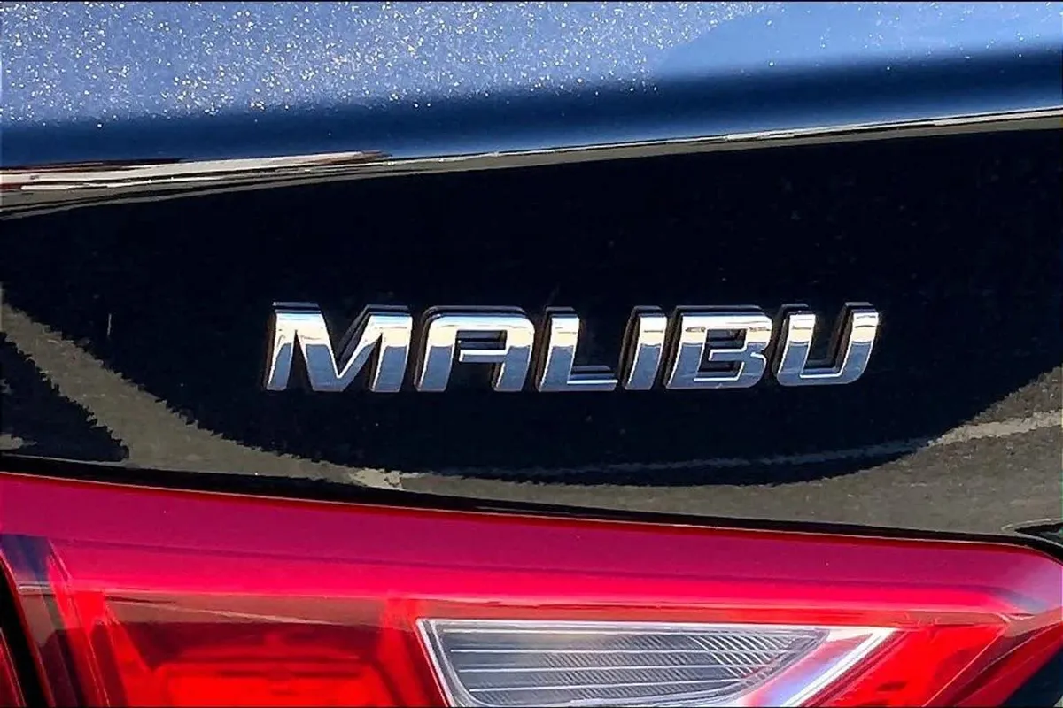 2024 Chevrolet Malibu LT thumbnail 30