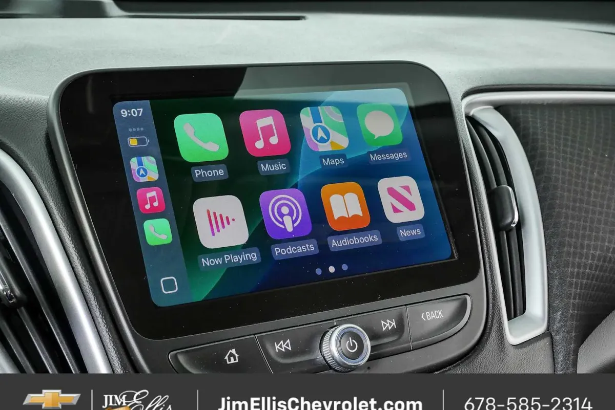 2024 Chevrolet Malibu LT thumbnail 14