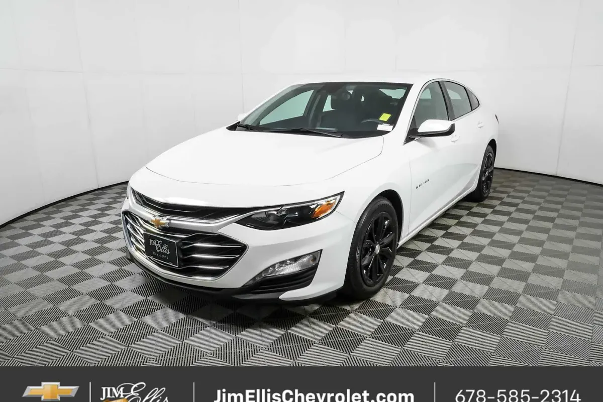2024 Chevrolet Malibu LT thumbnail 24