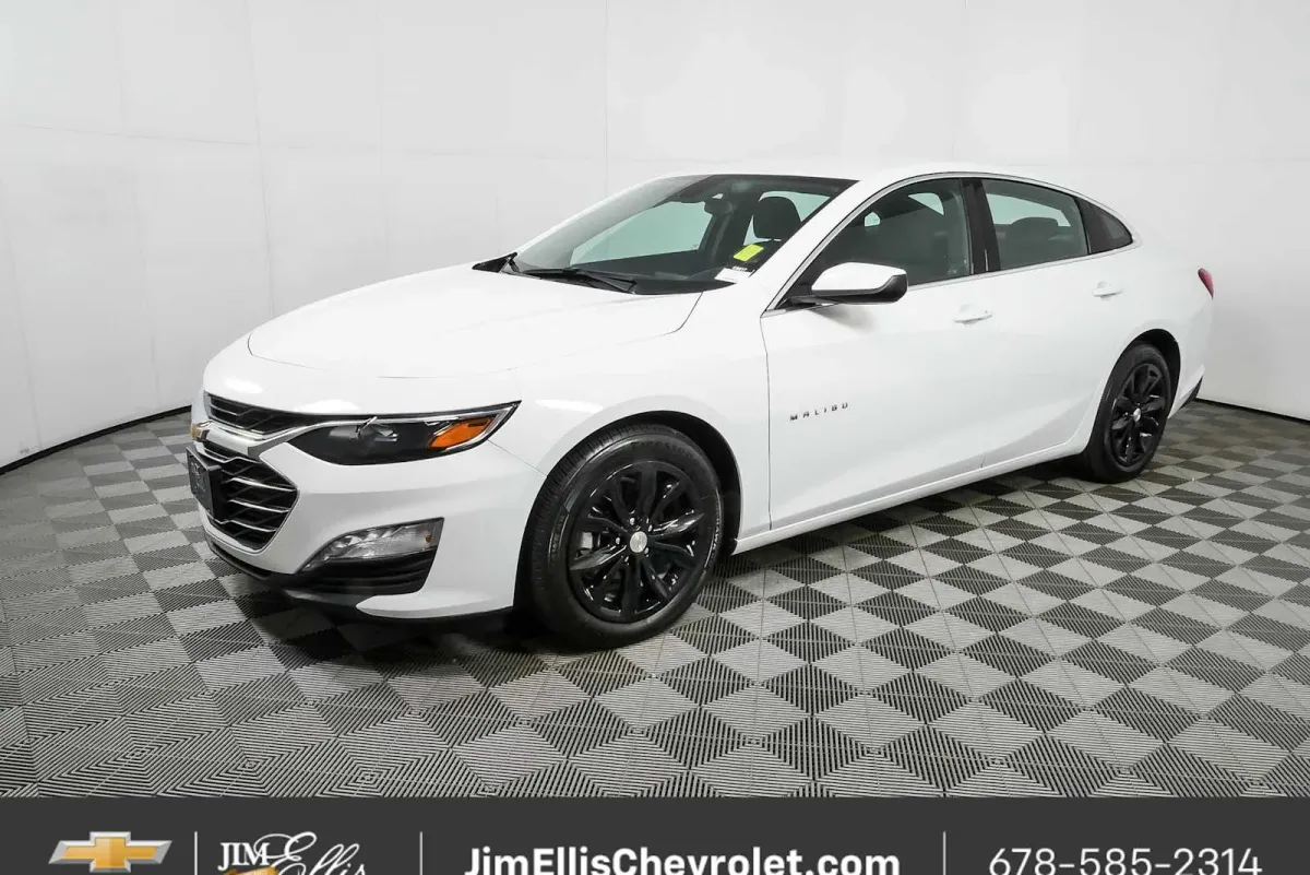2024 Chevrolet Malibu LT thumbnail 25
