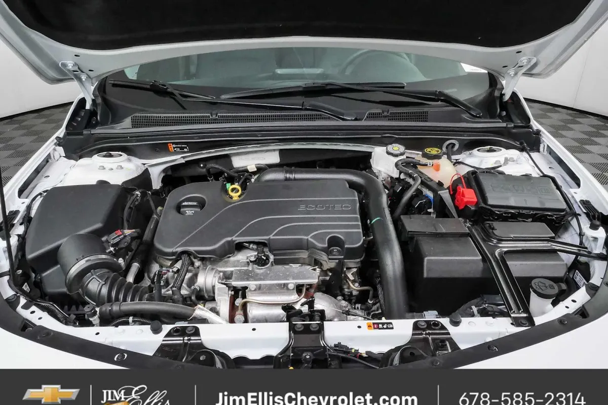 2024 Chevrolet Malibu LT thumbnail 31