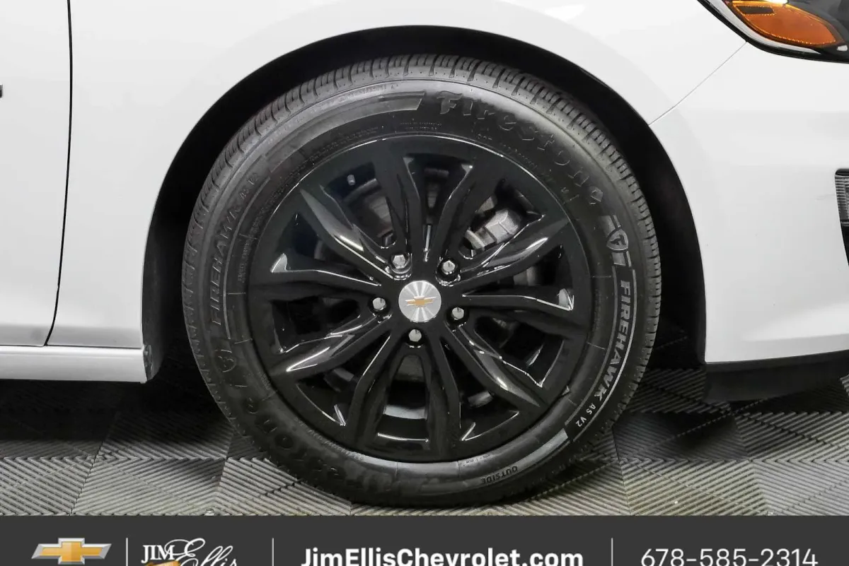 2024 Chevrolet Malibu LT thumbnail 35