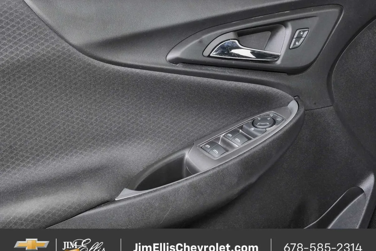 2024 Chevrolet Malibu LT thumbnail 6