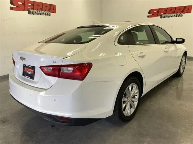 2024 Chevrolet Malibu LT thumbnail 17