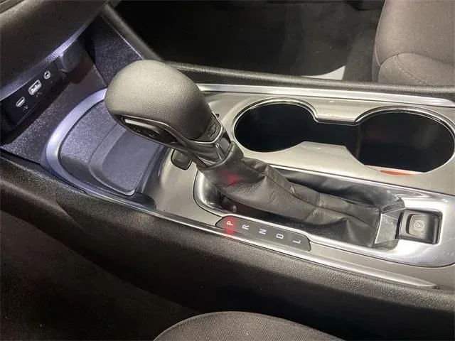 2024 Chevrolet Malibu LT thumbnail 29