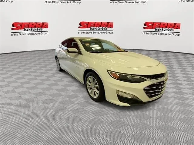 2024 Chevrolet Malibu LT thumbnail 3