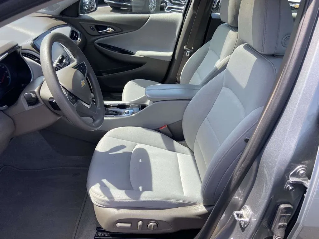 2024 Chevrolet Malibu LT thumbnail 17