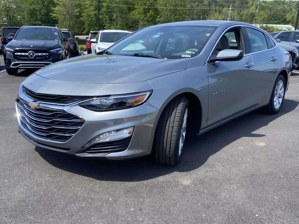 2024 Chevrolet Malibu LT thumbnail 7