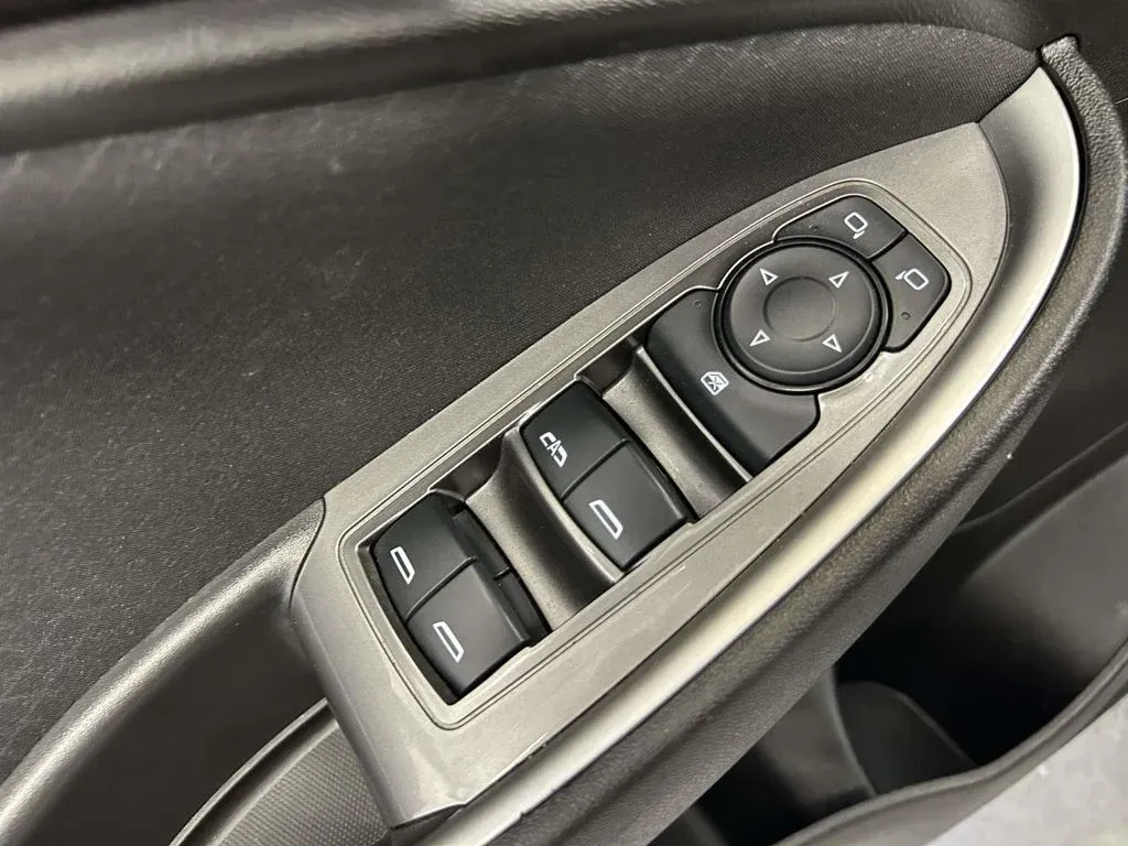 2024 Chevrolet Malibu LT thumbnail 17