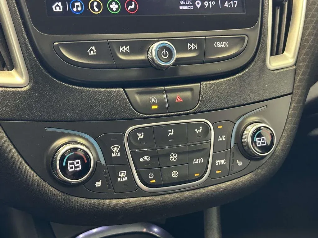 2024 Chevrolet Malibu LT thumbnail 24