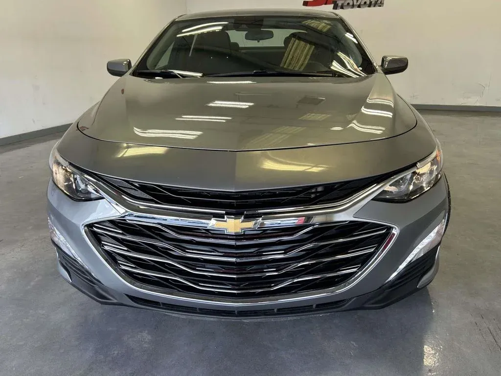 2024 Chevrolet Malibu LT thumbnail 8