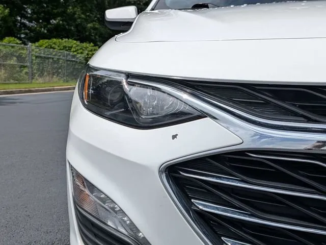 2024 Chevrolet Malibu LT thumbnail 10