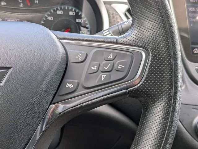 2024 Chevrolet Malibu LT thumbnail 24