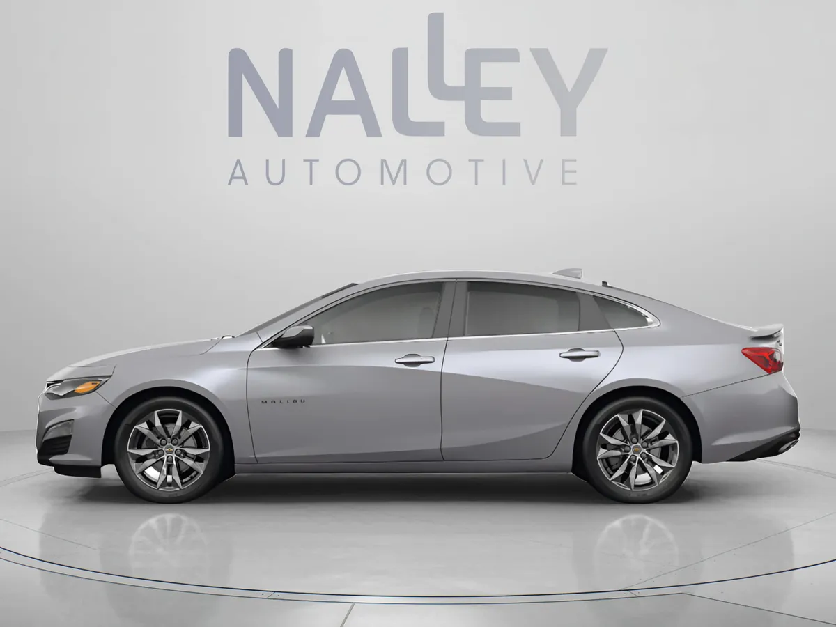 2024 Chevrolet Malibu LT thumbnail 2