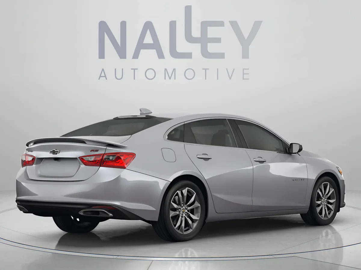 2024 Chevrolet Malibu LT thumbnail 3