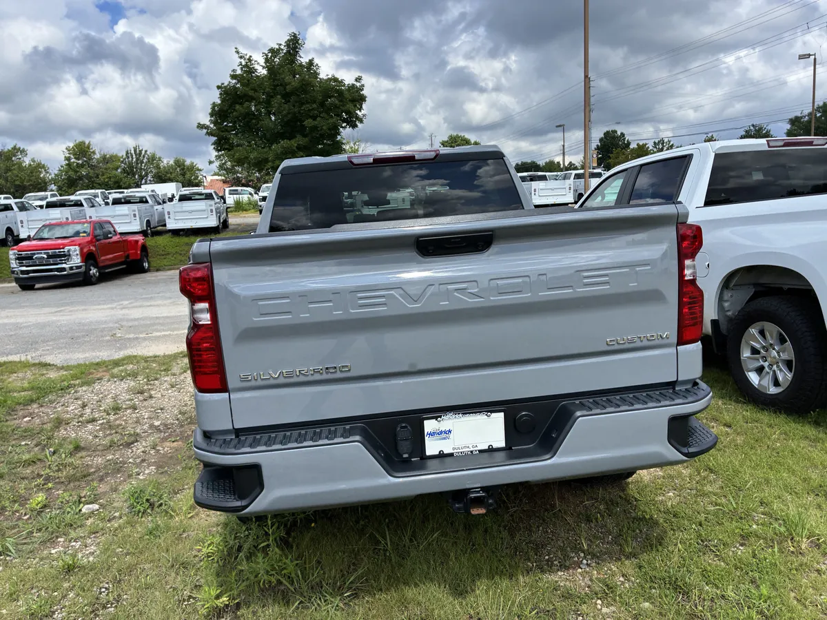 2024 Chevrolet Silverado 1500 Custom thumbnail 7
