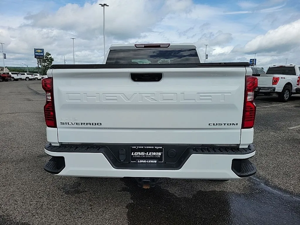 2024 Chevrolet Silverado 1500 Custom thumbnail 6