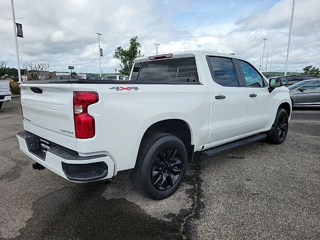 2024 Chevrolet Silverado 1500 Custom thumbnail 7