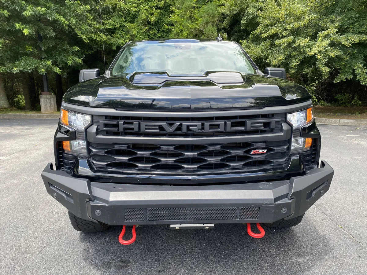 2024 Chevrolet Silverado 1500 Custom Trail Boss thumbnail 2