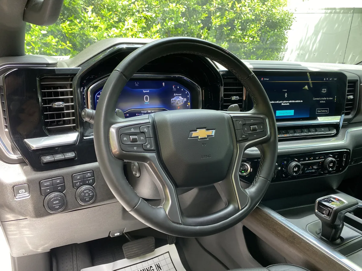 2024 Chevrolet Silverado 1500 High Country thumbnail 15