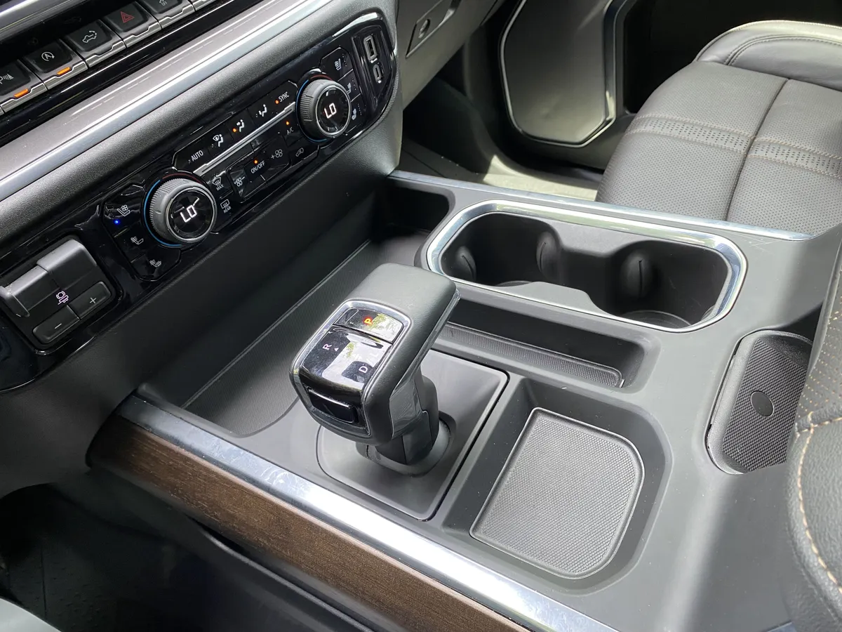 2024 Chevrolet Silverado 1500 High Country thumbnail 31