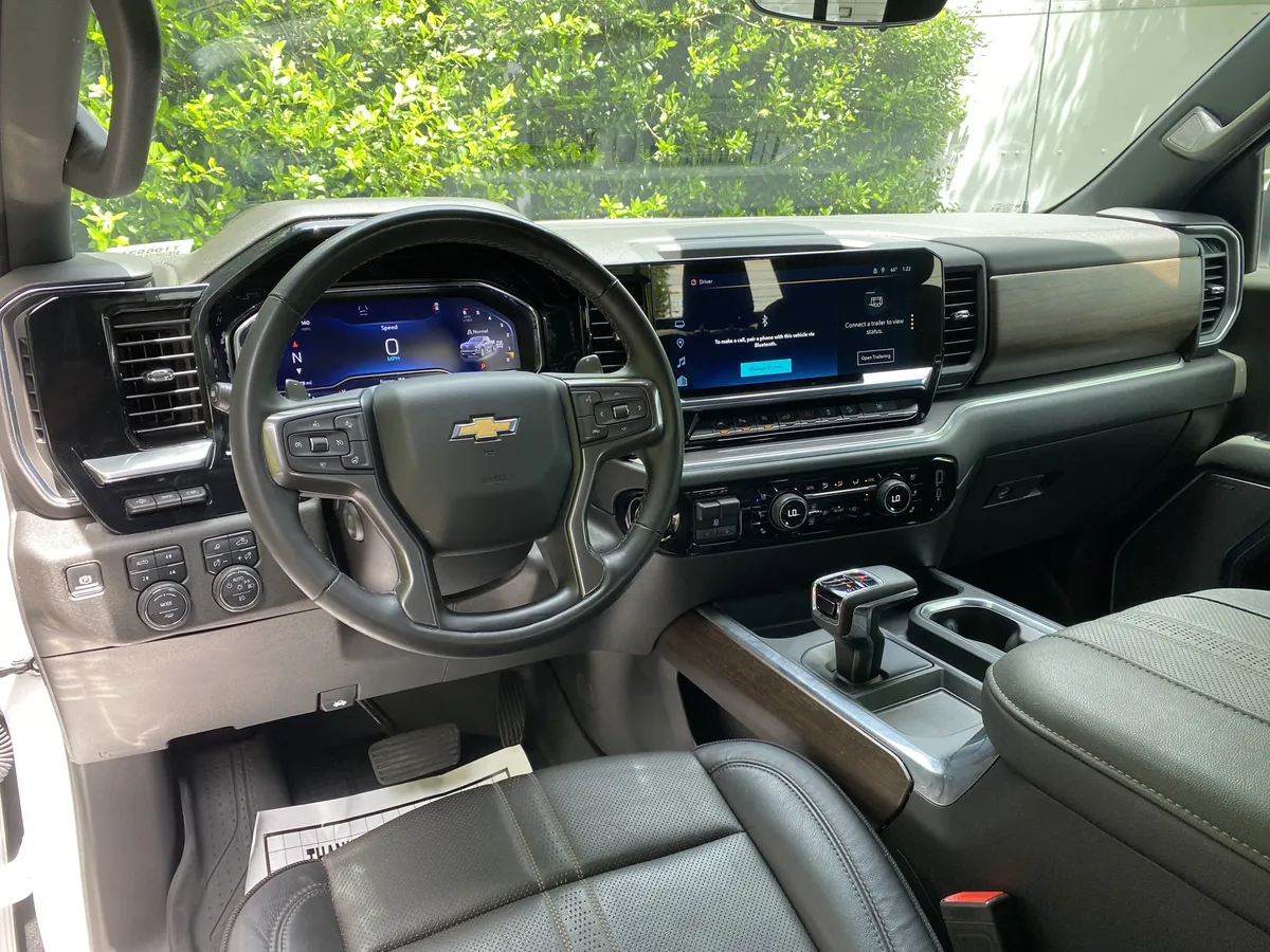 2024 Chevrolet Silverado 1500 High Country thumbnail 36