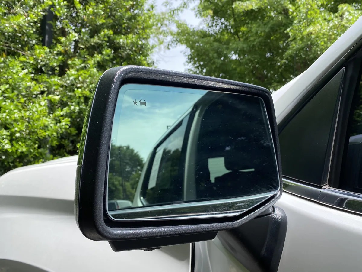 2024 Chevrolet Silverado 1500 High Country thumbnail 43