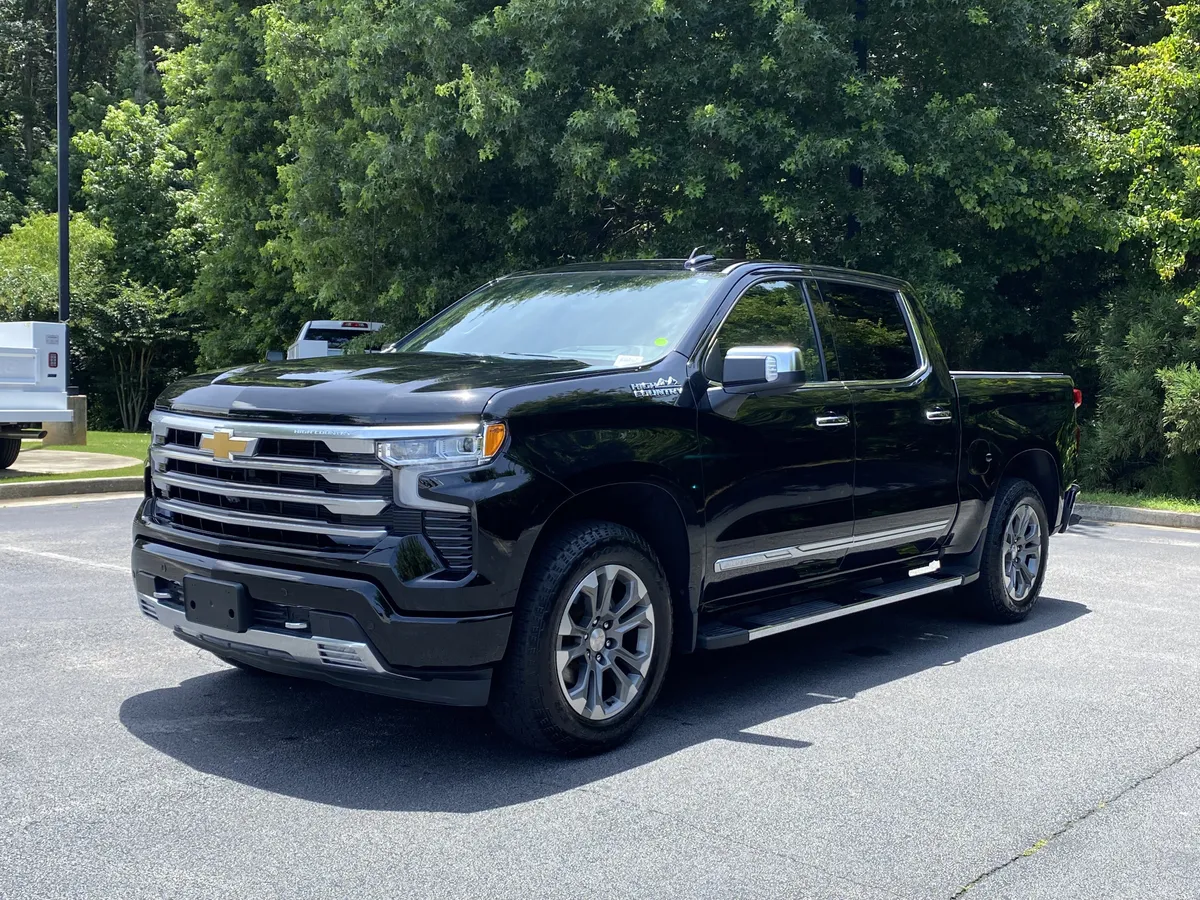 2024 Chevrolet Silverado 1500 High Country thumbnail 4
