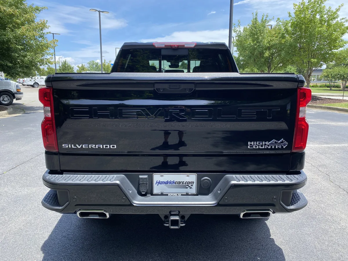 2024 Chevrolet Silverado 1500 High Country thumbnail 7