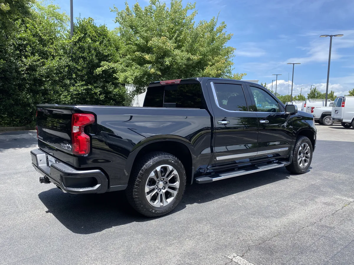 2024 Chevrolet Silverado 1500 High Country thumbnail 8