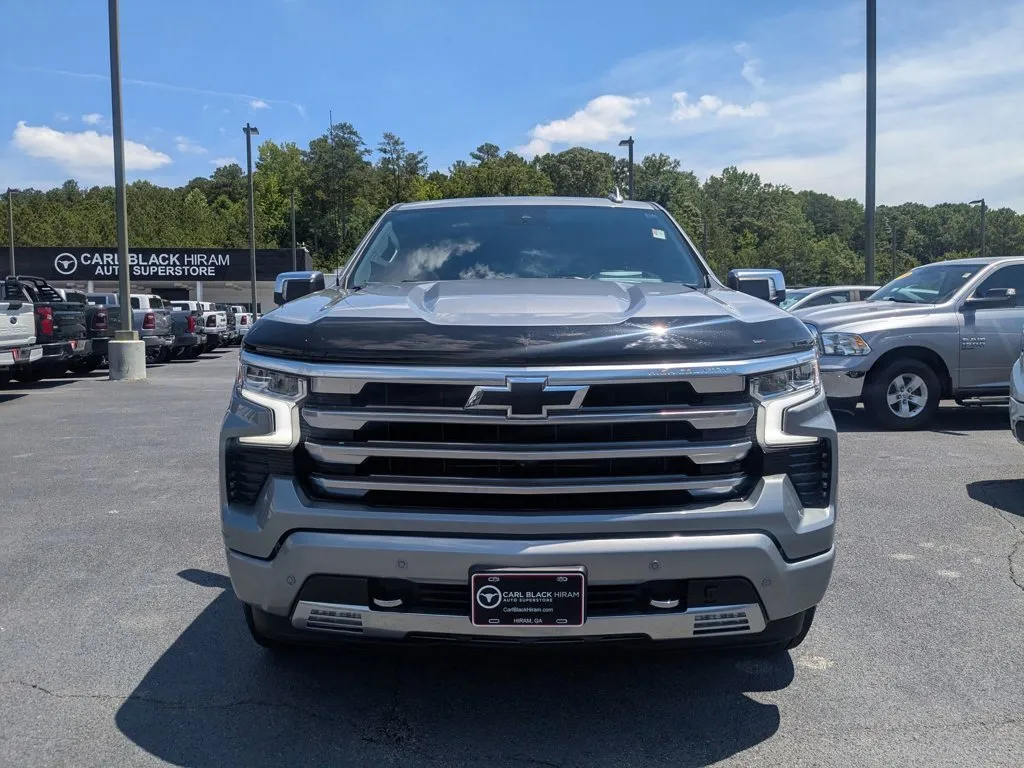 2024 Chevrolet Silverado 1500 High Country thumbnail 2