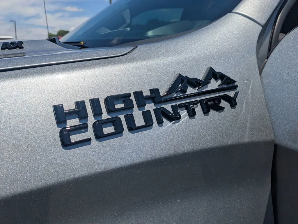 2024 Chevrolet Silverado 1500 High Country thumbnail 28