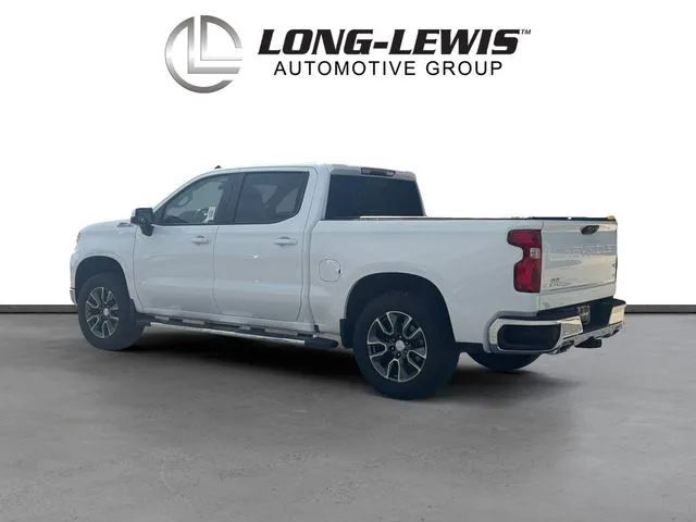 2024 Chevrolet Silverado 1500 LT thumbnail 3