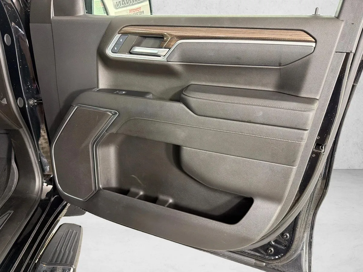 2024 Chevrolet Silverado 1500 LT thumbnail 14