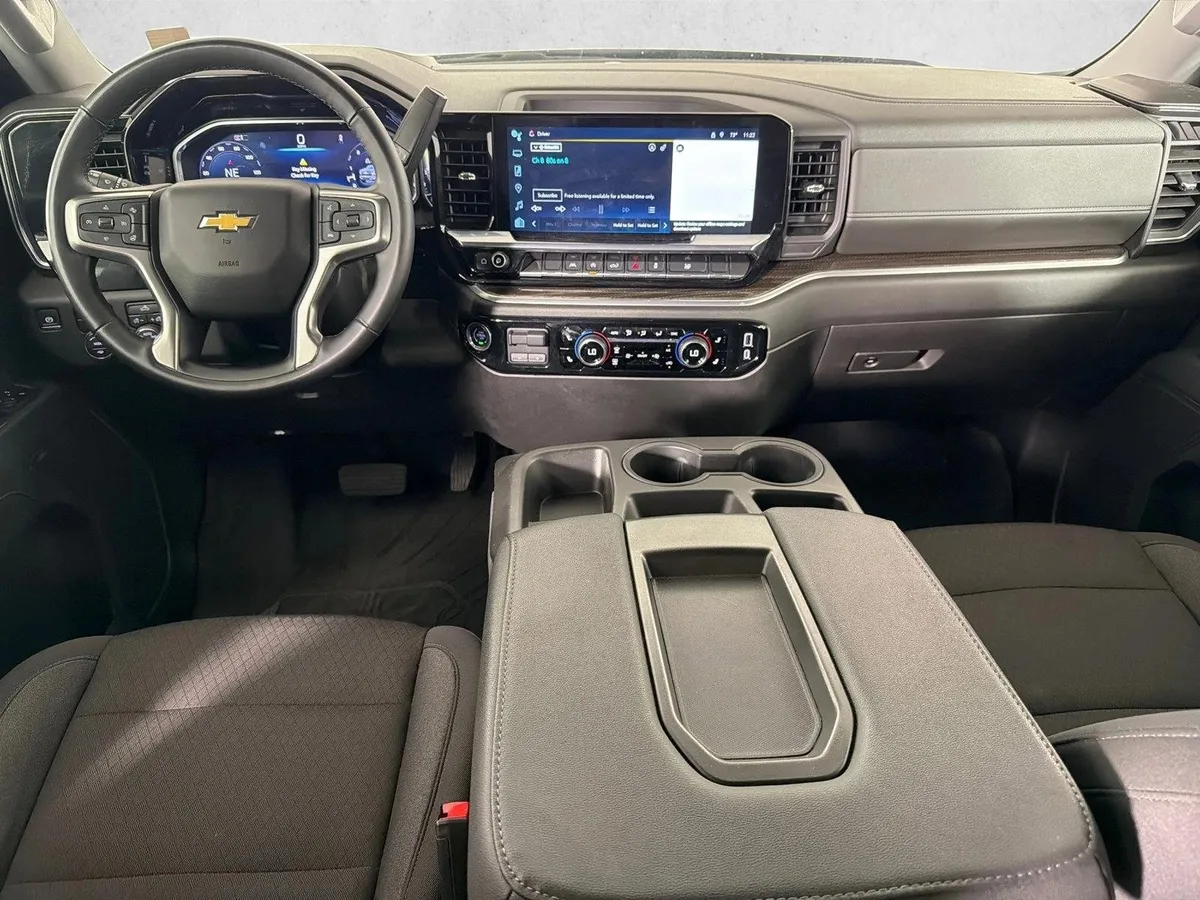 2024 Chevrolet Silverado 1500 LT thumbnail 22