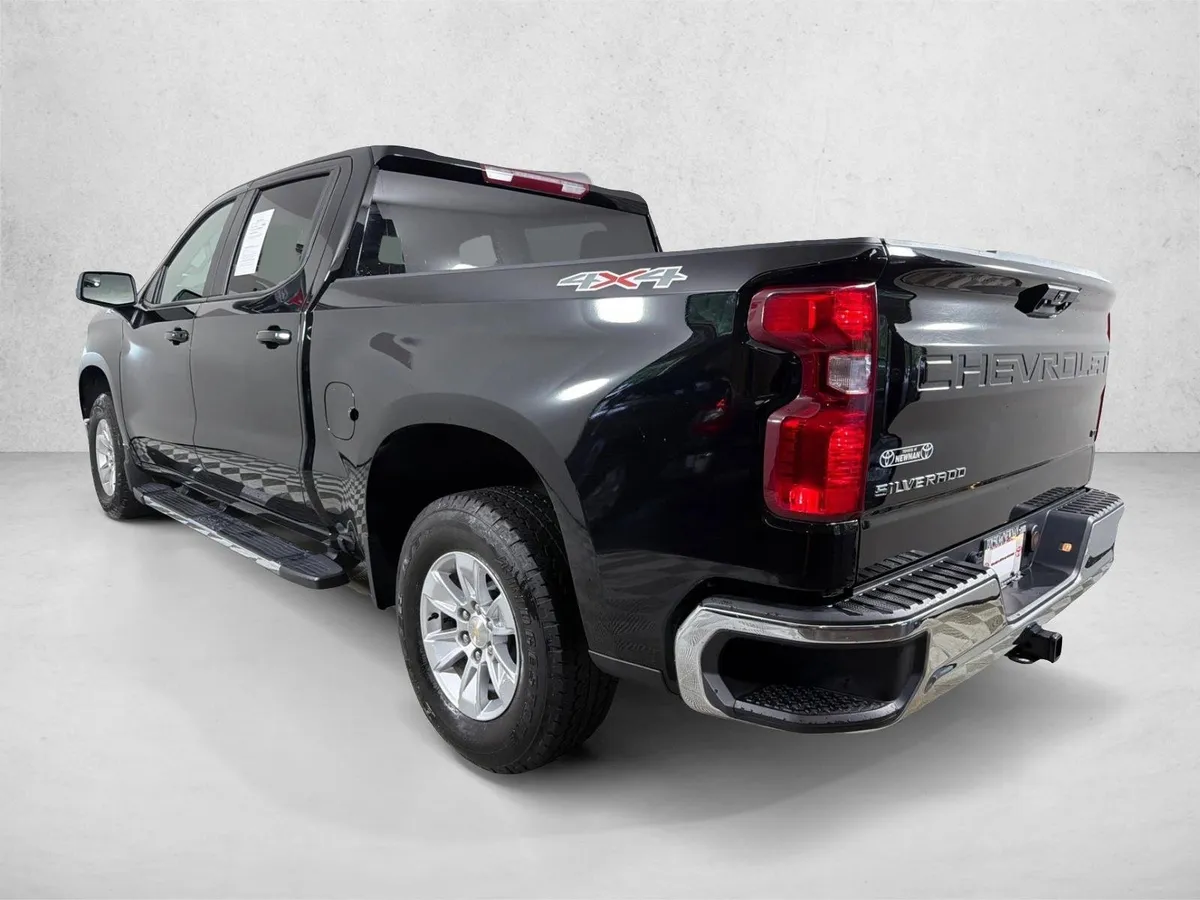 2024 Chevrolet Silverado 1500 LT thumbnail 5