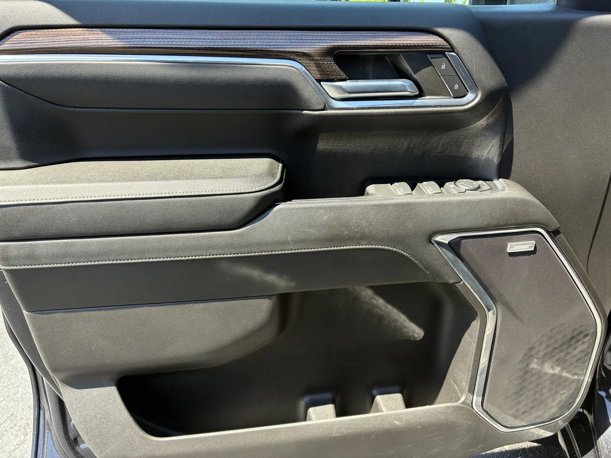 2024 Chevrolet Silverado 1500 RST thumbnail 23