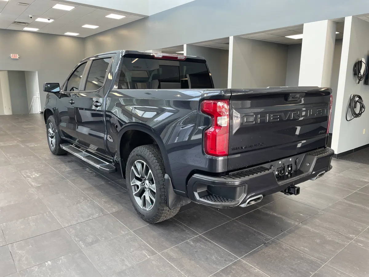 2024 Chevrolet Silverado 1500 RST thumbnail 7