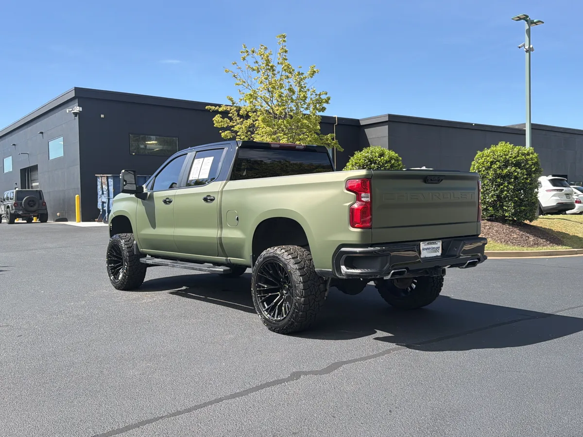 2024 Chevrolet Silverado 1500 RST thumbnail 14