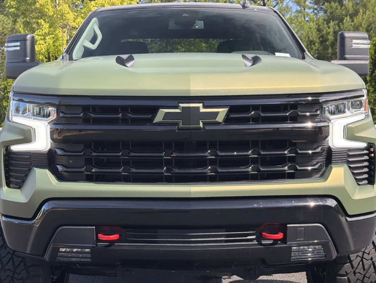 2024 Chevrolet Silverado 1500 RST thumbnail 18