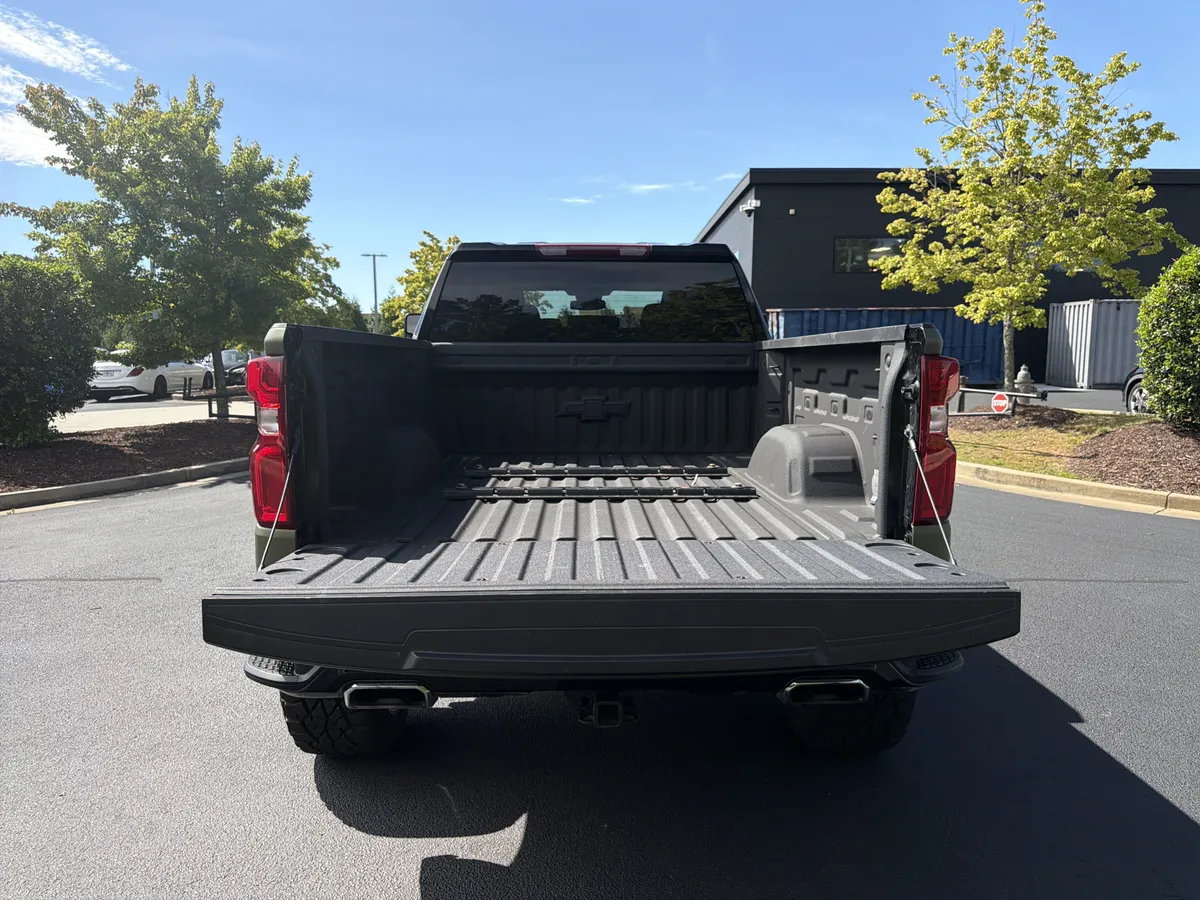 2024 Chevrolet Silverado 1500 RST thumbnail 48