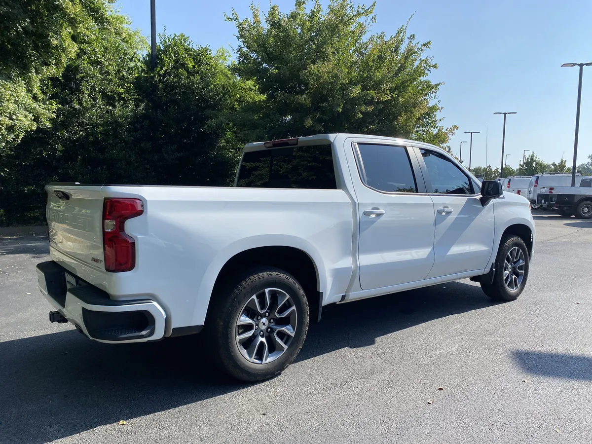 2024 Chevrolet Silverado 1500 RST thumbnail 8